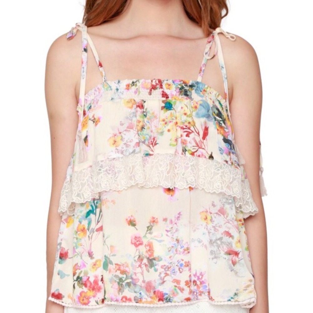 Willow & Clay Large Ruffle Tank